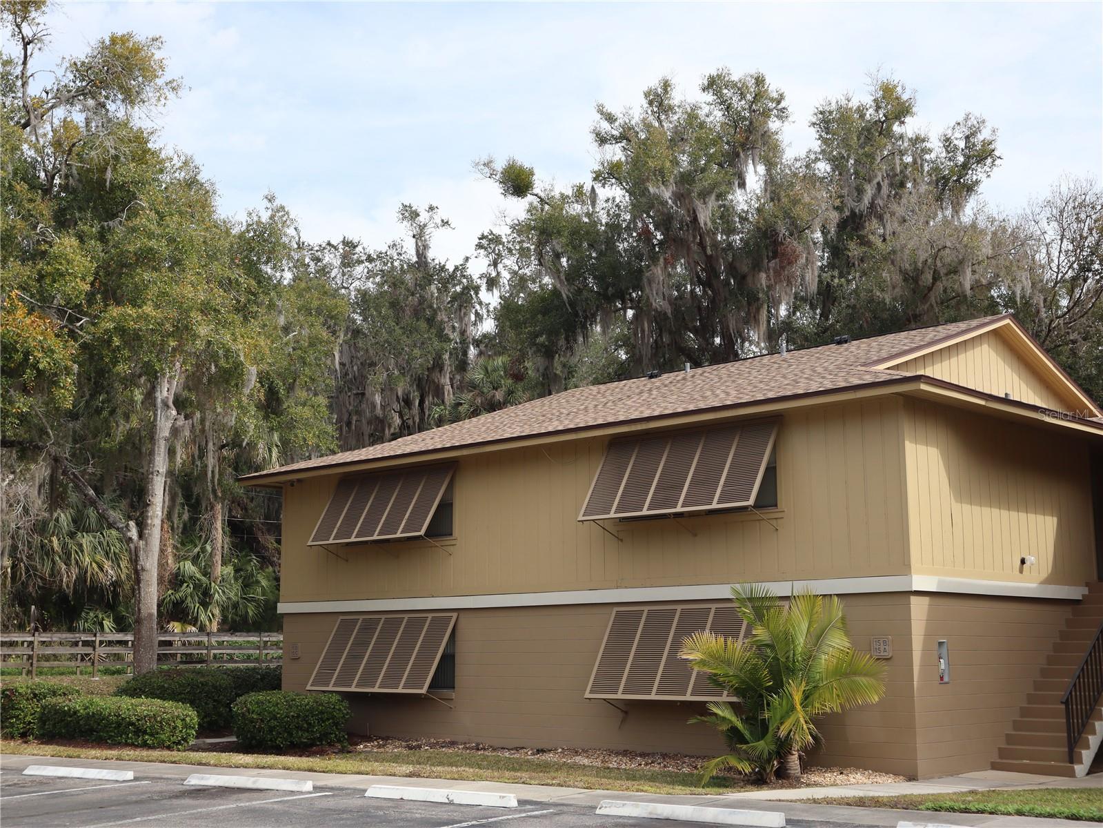 LAKESIDE CONDO APTS - Residential