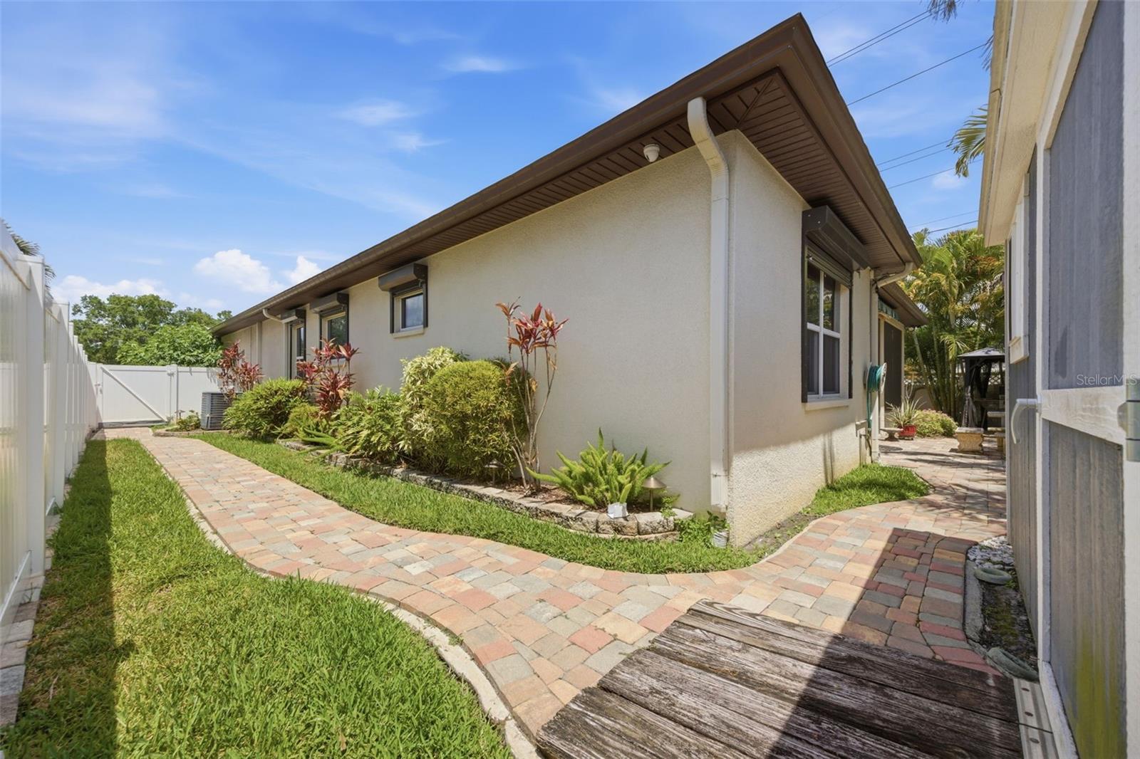 DREWS JOHN H SUB BLKS 11 TO 1 - Residential