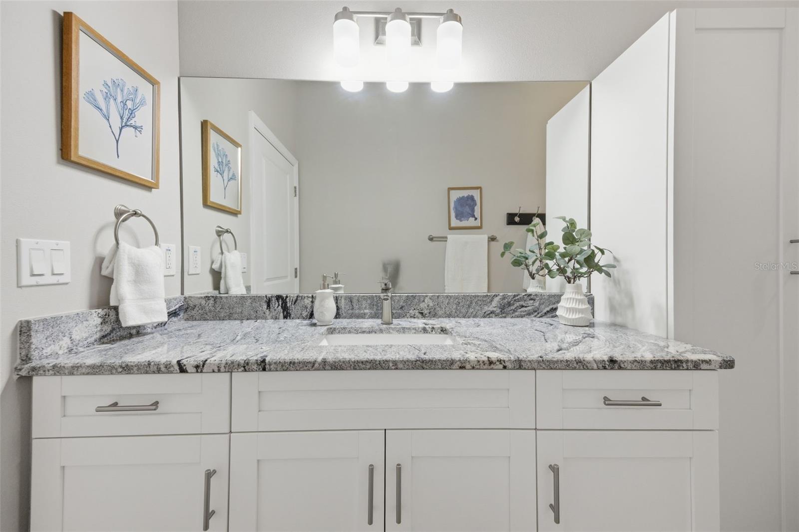 DREWS JOHN H SUB BLKS 11 TO 1 - Residential