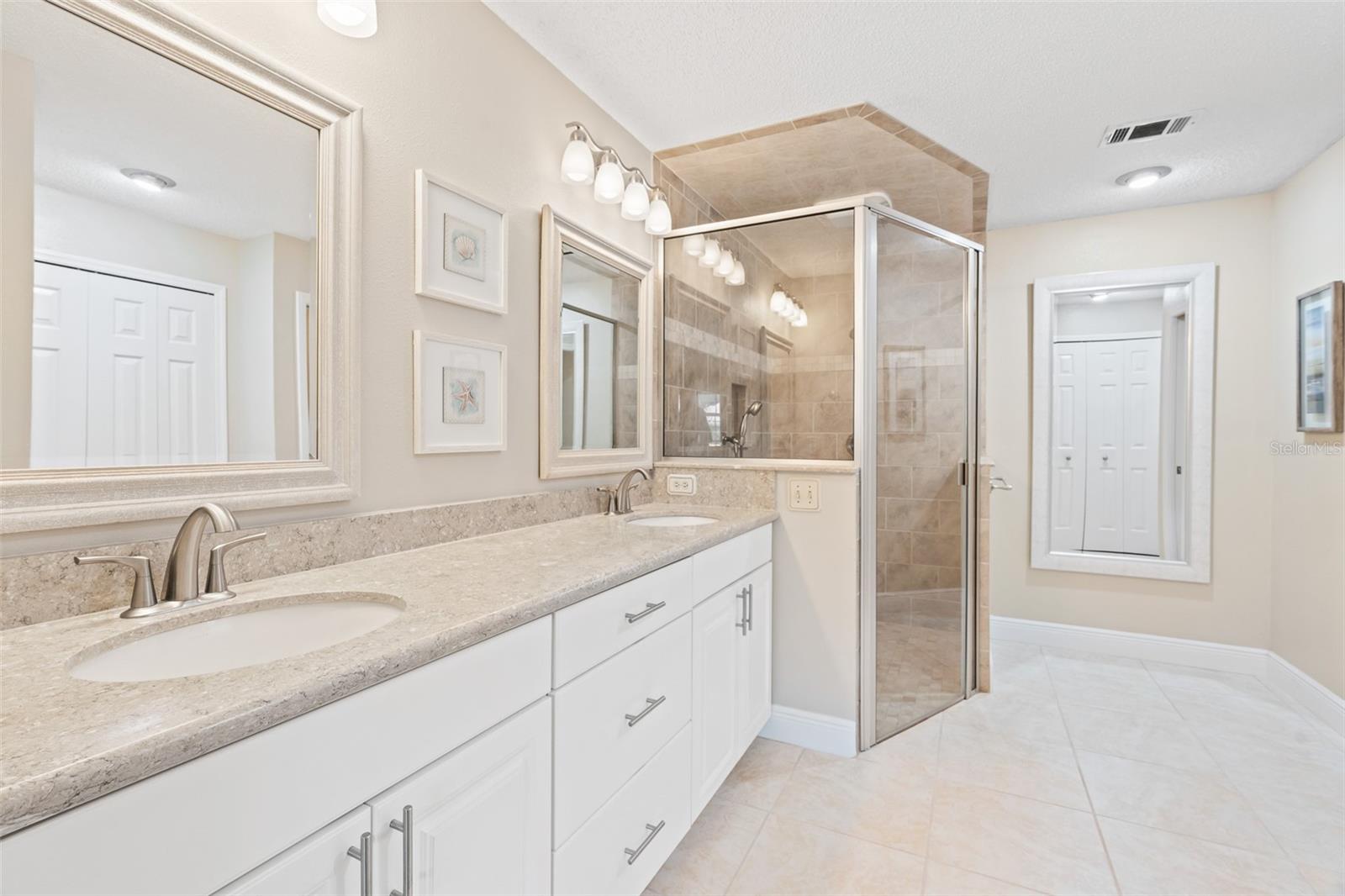 SANDPOINTE TWNHS SEC 07 - Residential