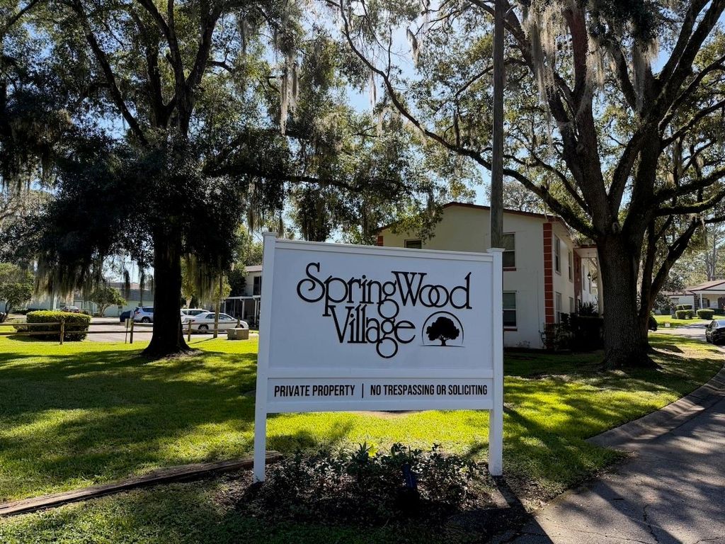 Photo of 2419 SE 16th Avenue #H, Ocala, FL 34471 (MLS # OM710483)