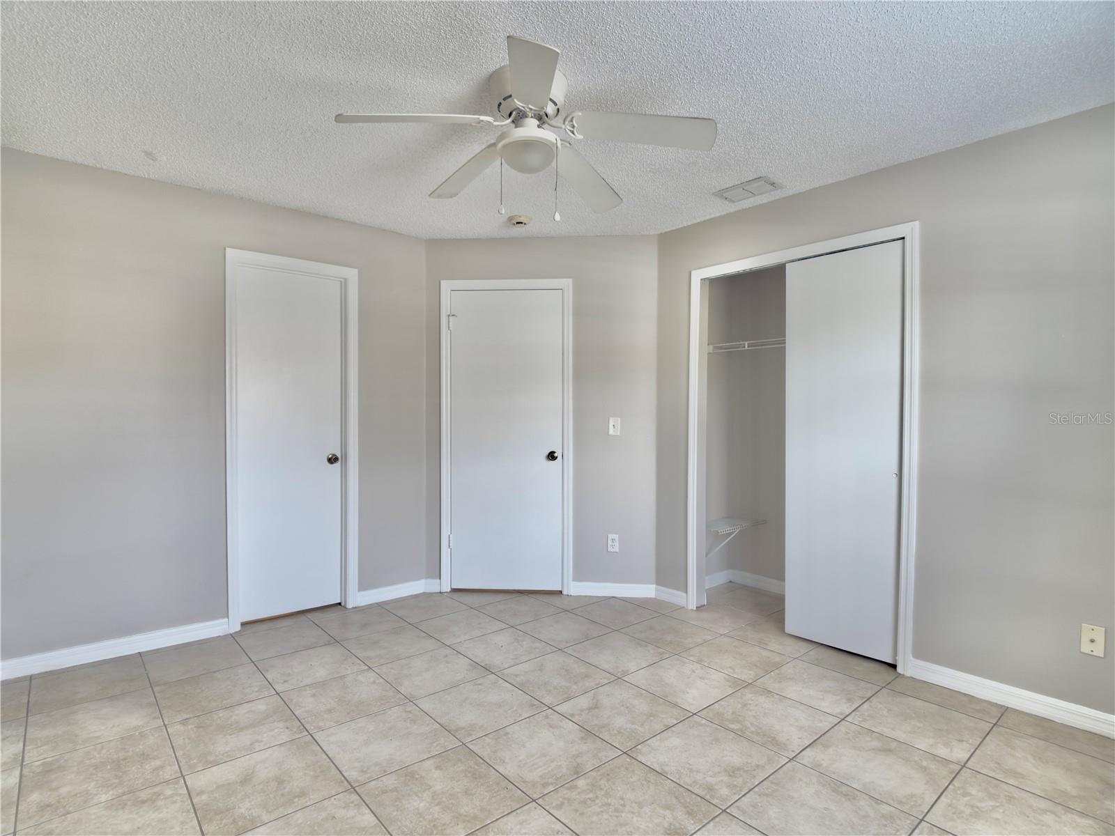 ISLAND COVE VILLAS PH 01 - Residential