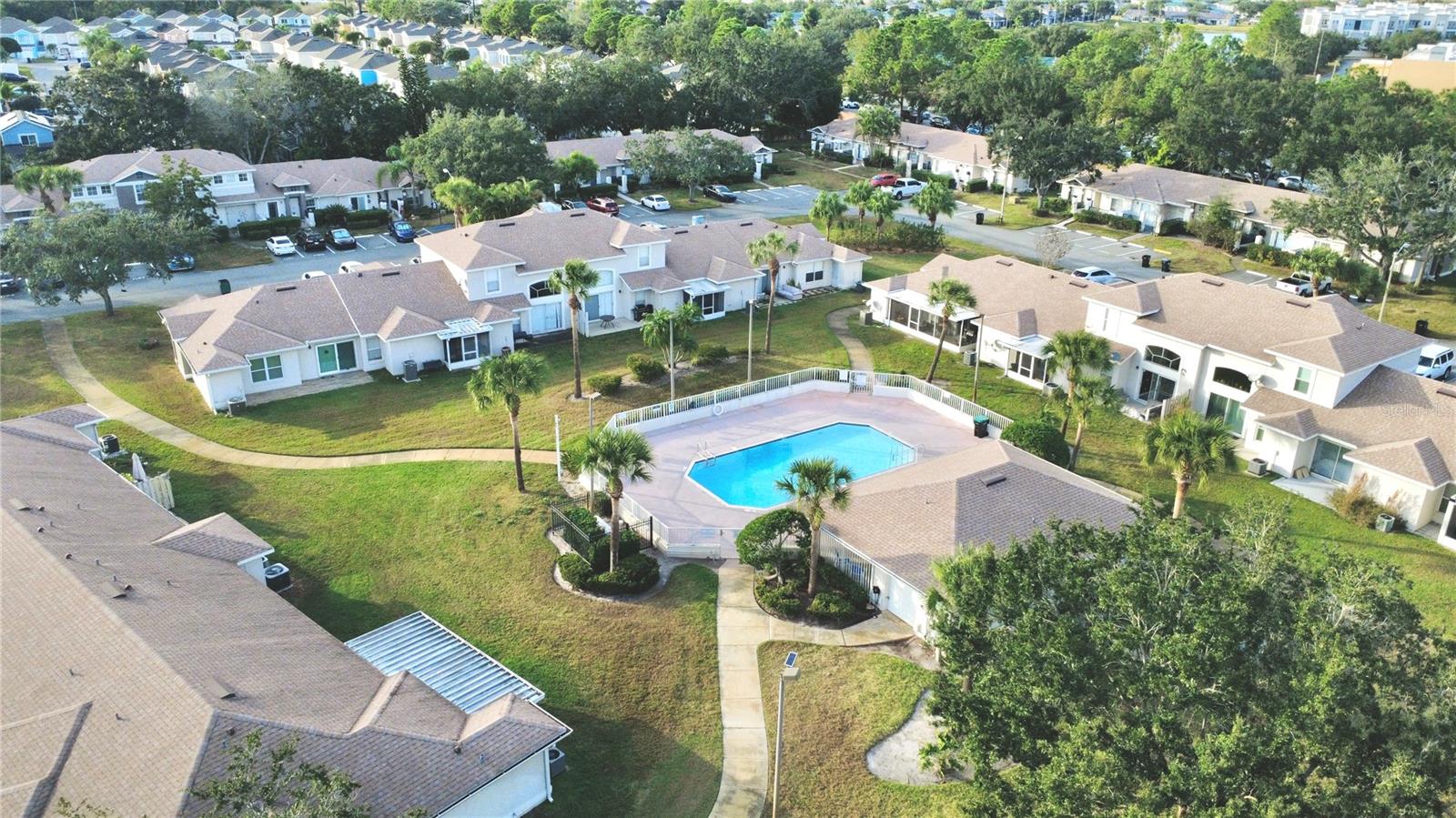 ISLAND COVE VILLAS PH 01 - Residential