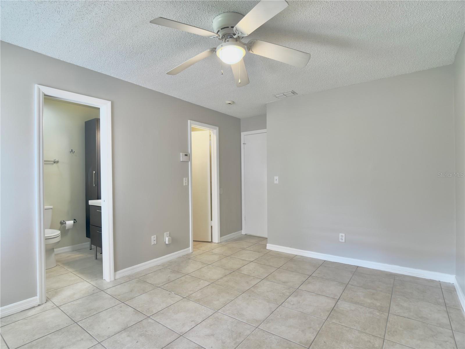 ISLAND COVE VILLAS PH 01 - Residential