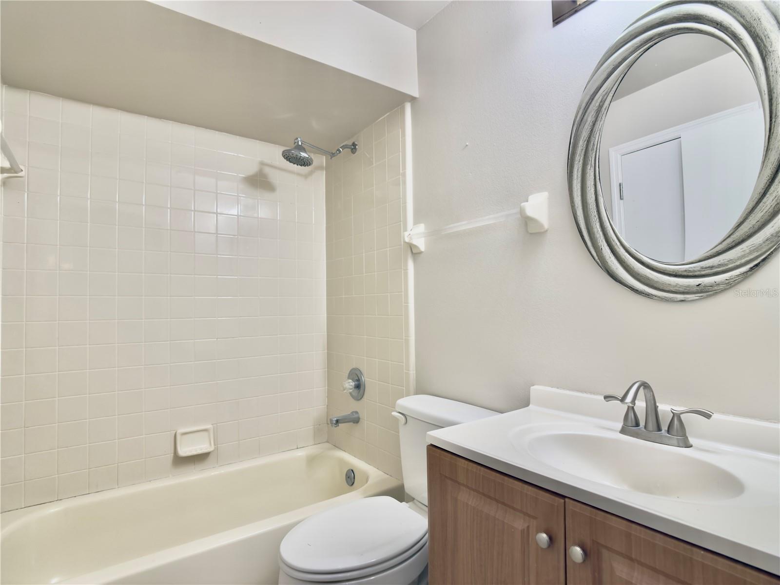 ISLAND COVE VILLAS PH 01 - Residential