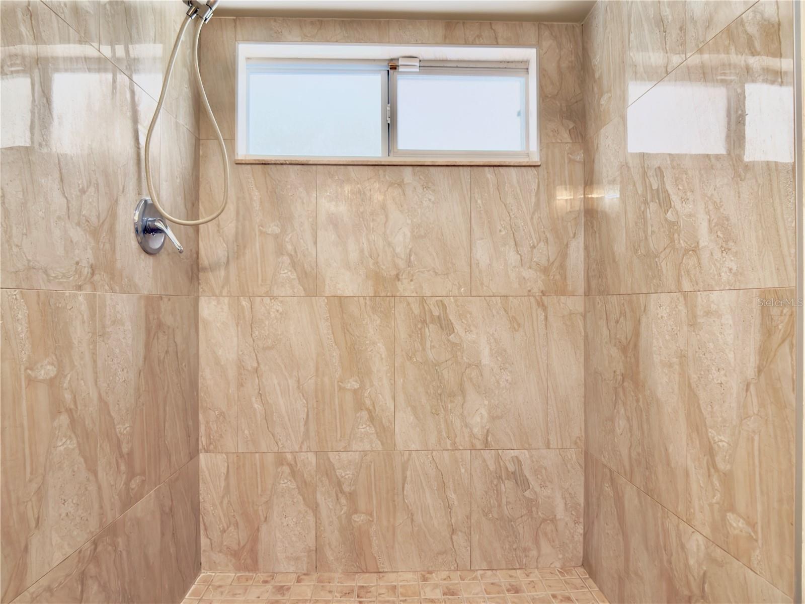 ISLAND COVE VILLAS PH 01 - Residential