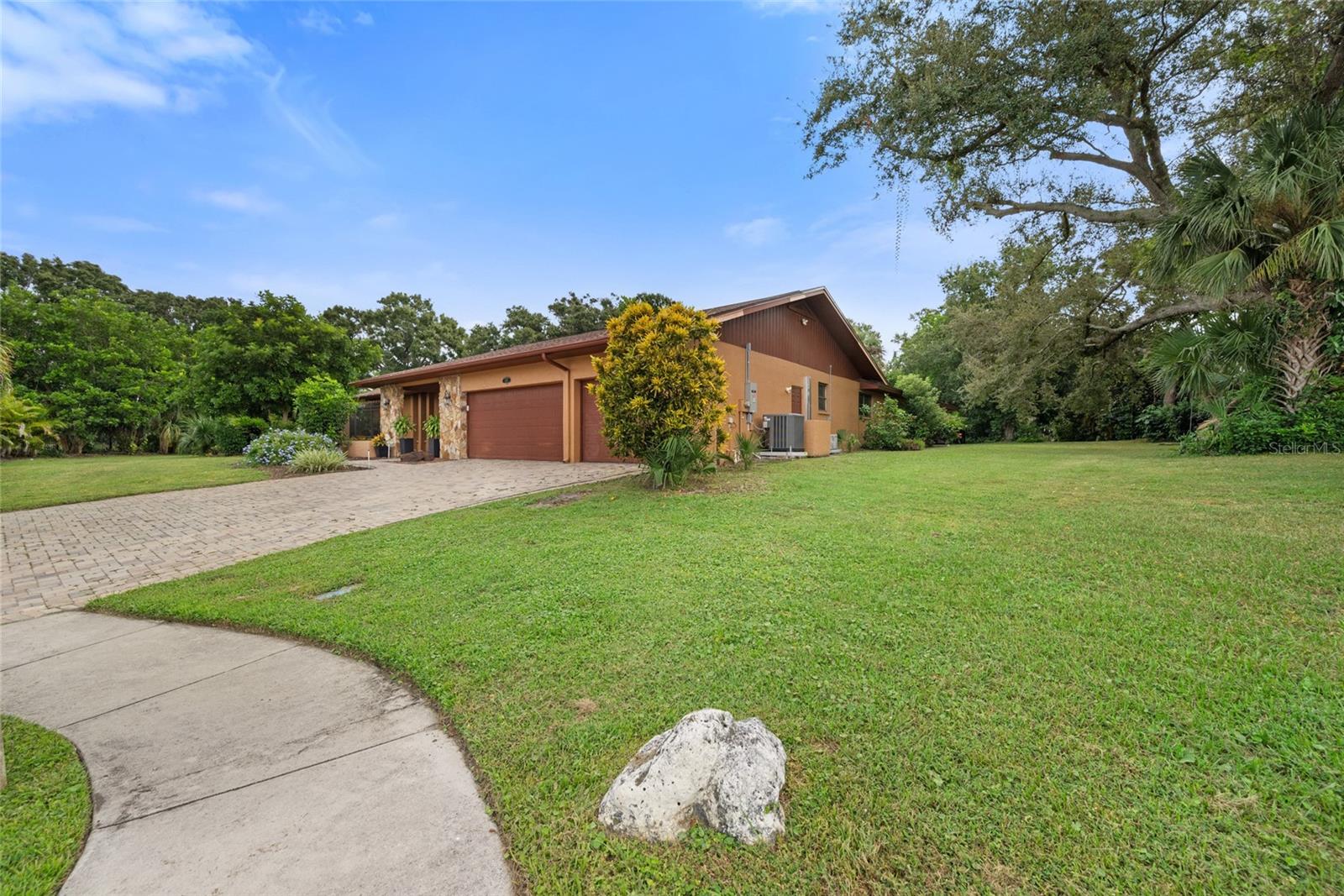 CLUBHOUSE ESTATES OF COUNTRYSIDE - Residential