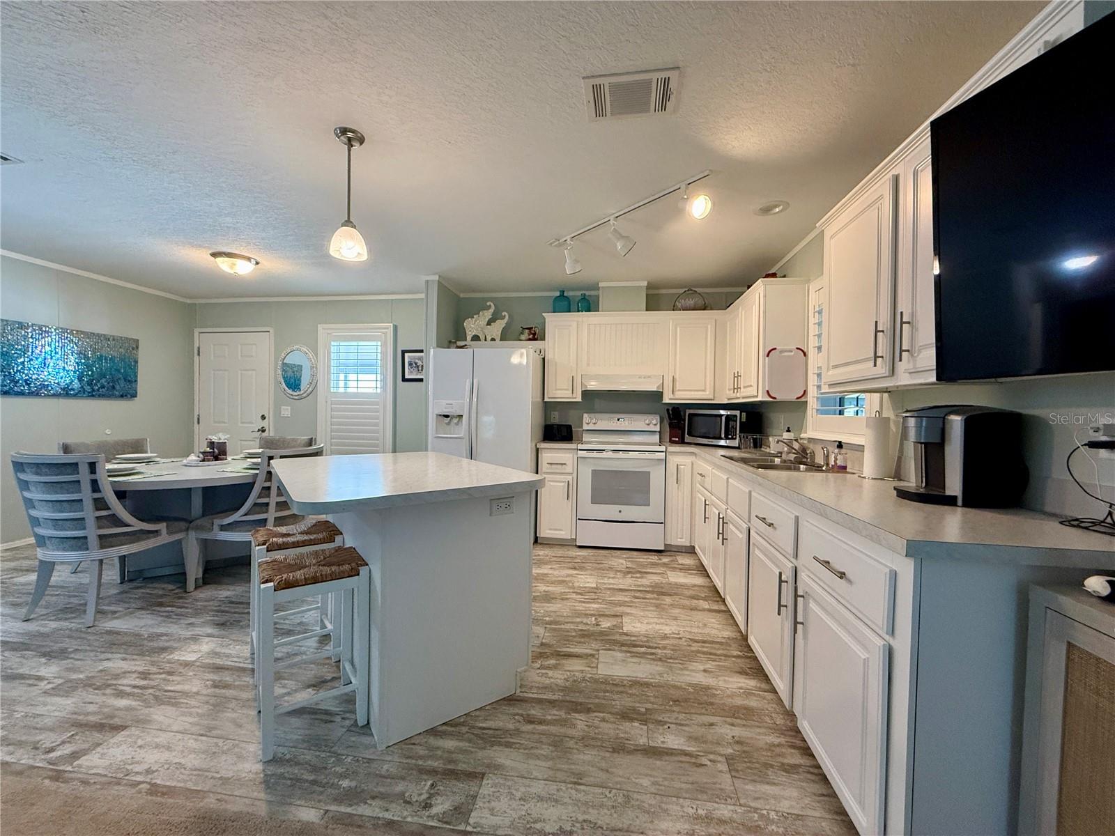 CARIBBEAN ISLES RESIDENTIAL COOPERATIVE - Residential