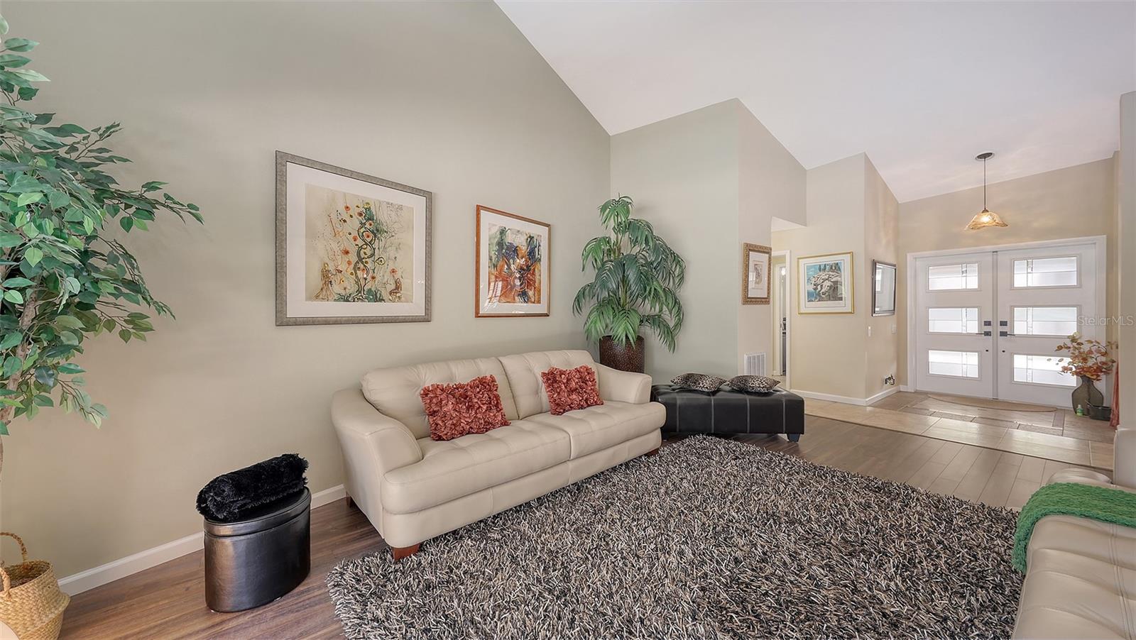 COUNTRY CLUB OF SARASOTA THE - Residential