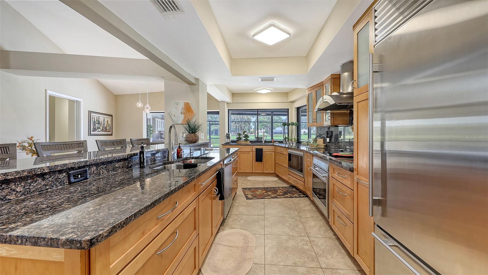 COUNTRY CLUB OF SARASOTA THE - Residential