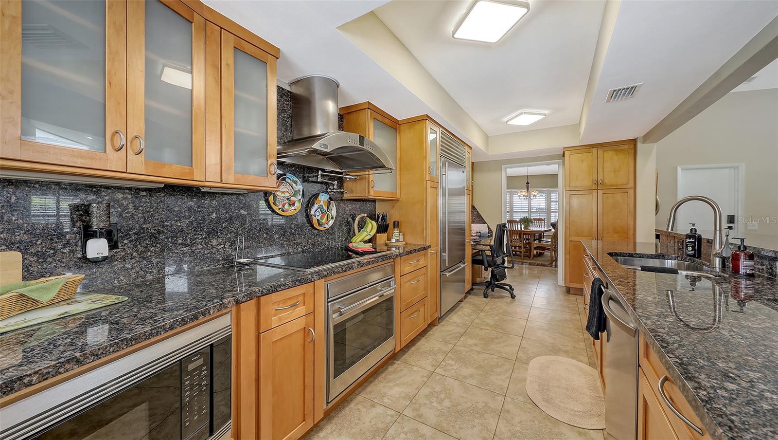 COUNTRY CLUB OF SARASOTA THE - Residential