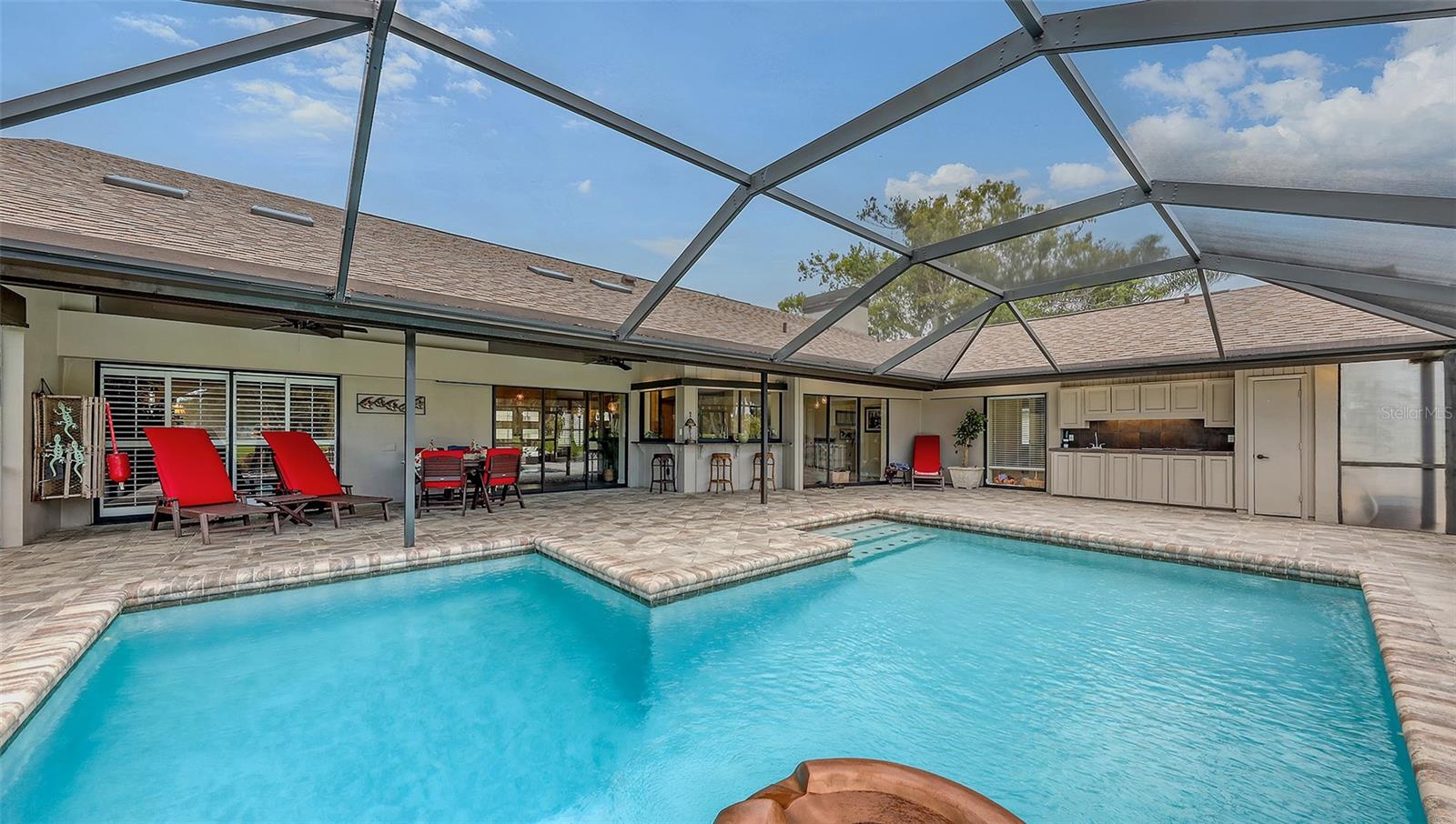 COUNTRY CLUB OF SARASOTA THE - Residential