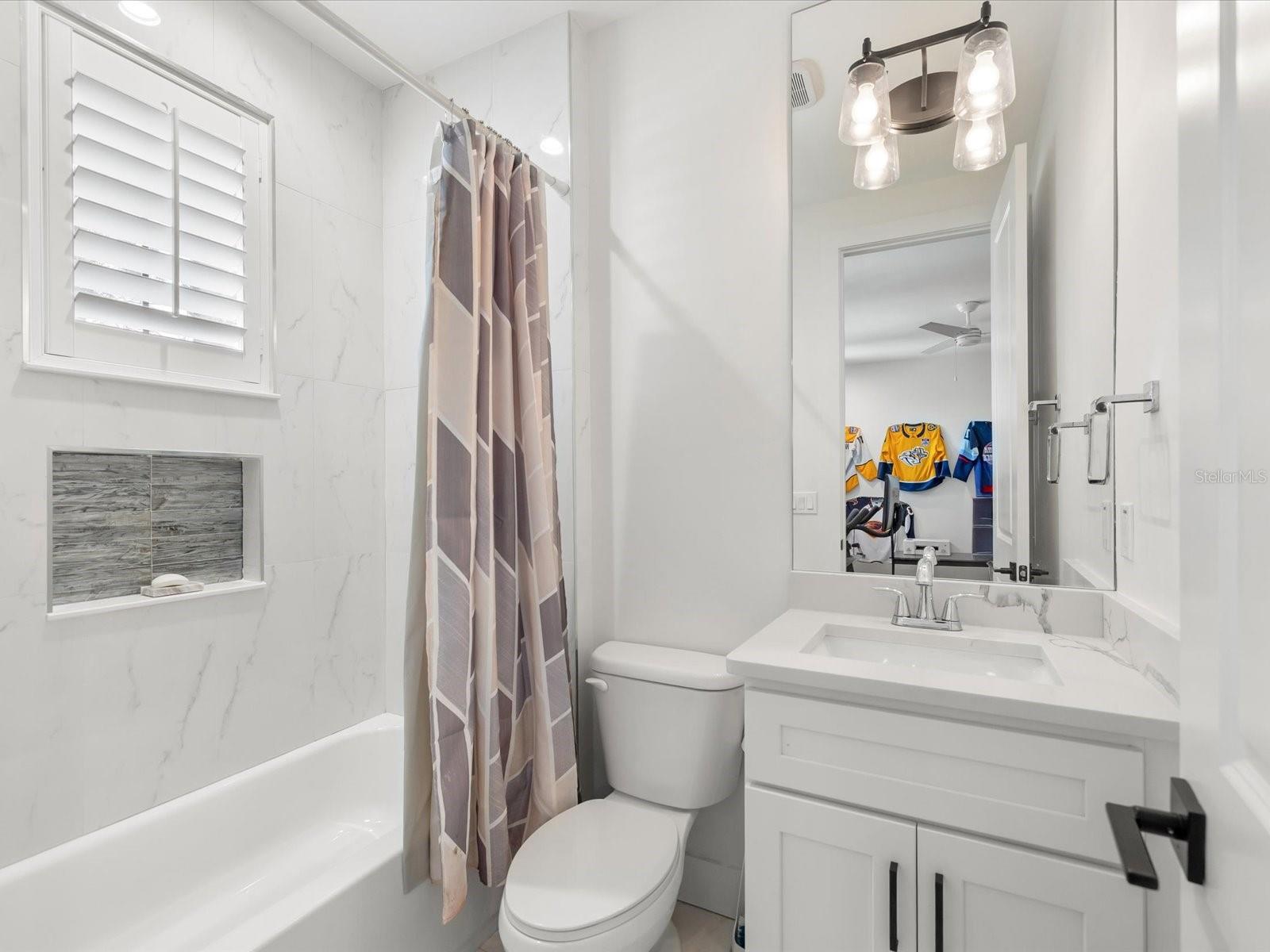 BEL MAR REV UNIT 8 - Residential