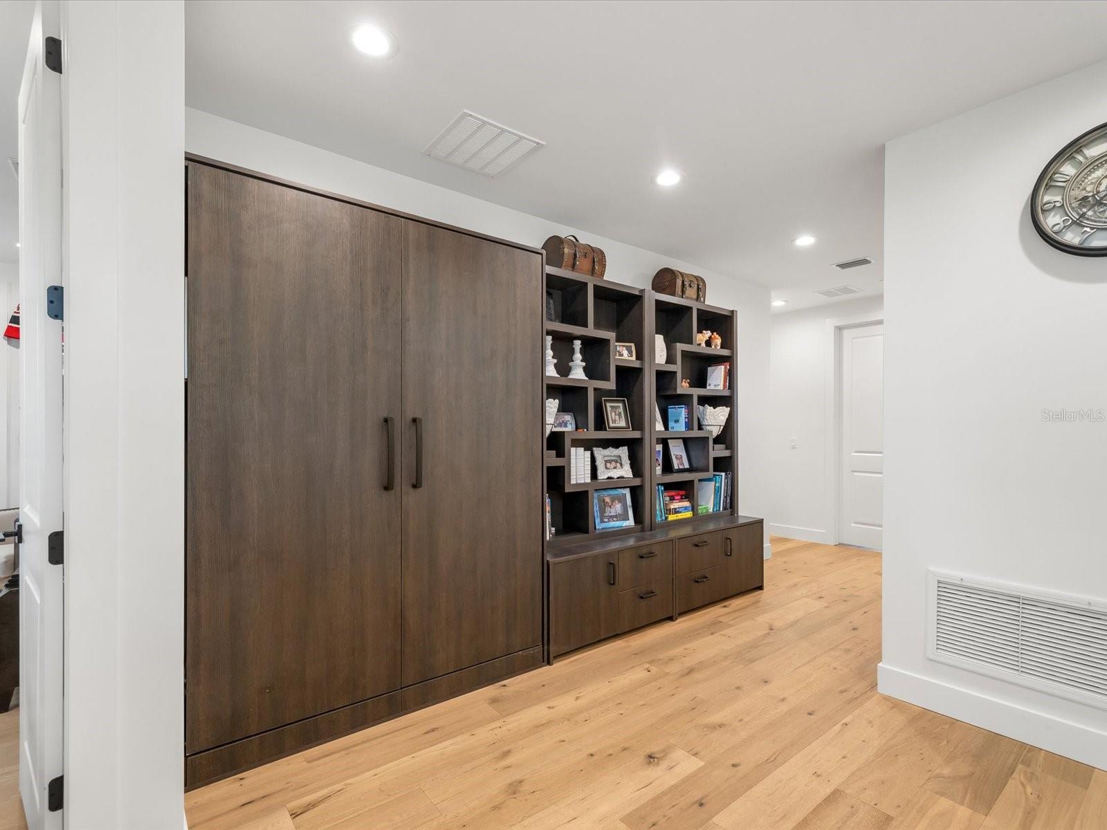 BEL MAR REV UNIT 8 - Residential