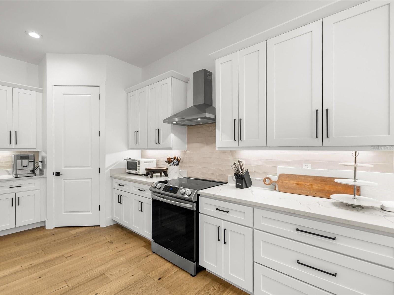 BEL MAR REV UNIT 8 - Residential