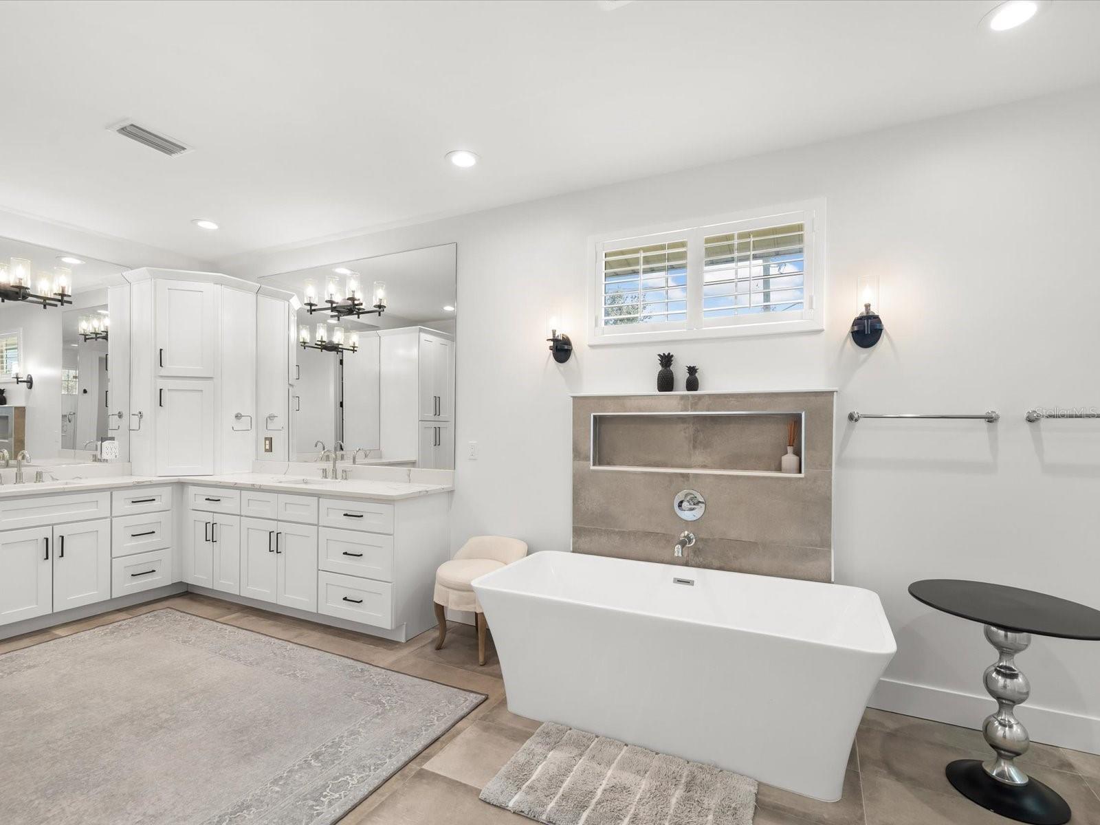 BEL MAR REV UNIT 8 - Residential