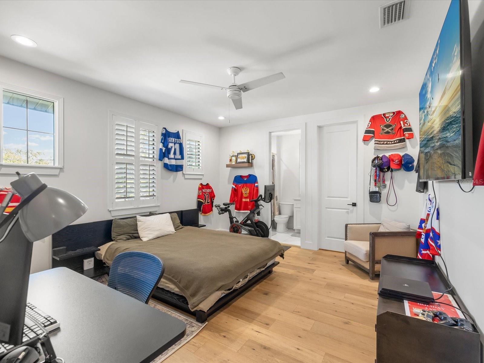 BEL MAR REV UNIT 8 - Residential