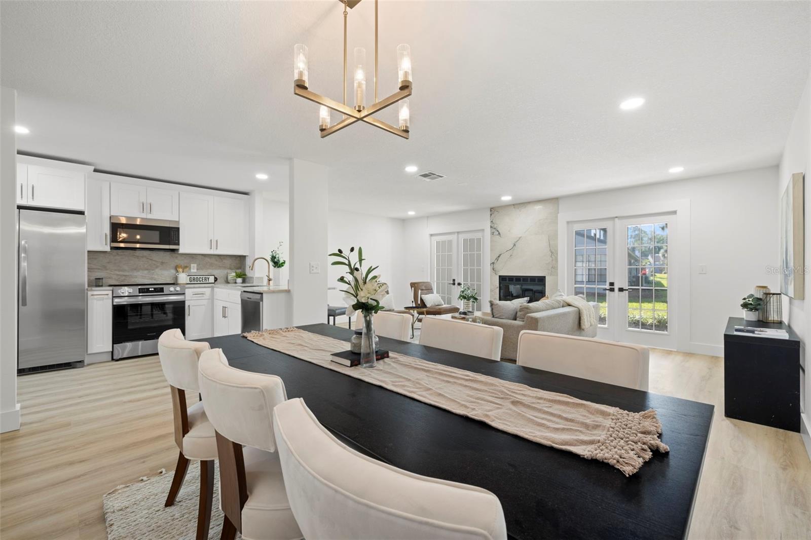 BRENTWOOD PARK - Residential