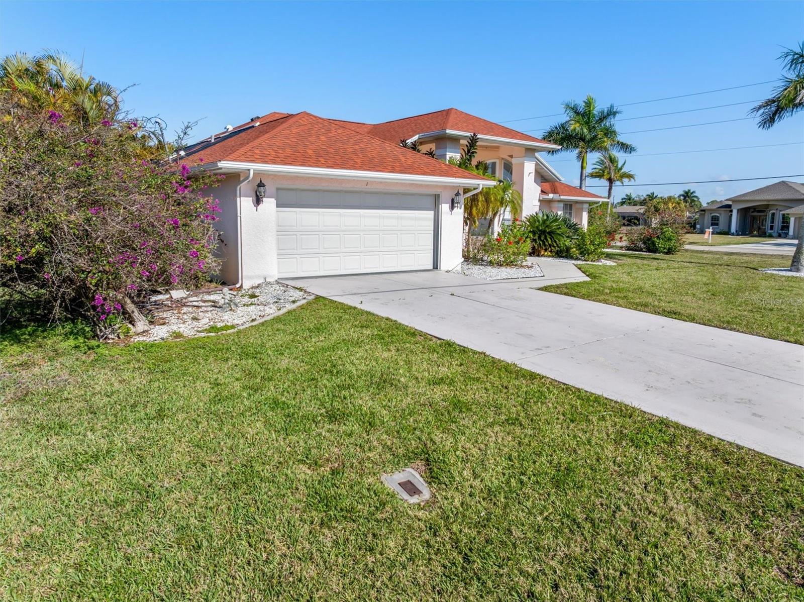 ROTONDA WEST LONG MEADOW - Residential