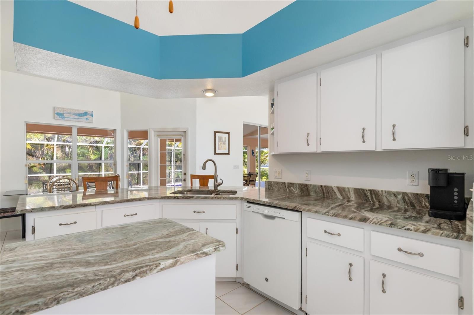 ROTONDA WEST LONG MEADOW - Residential