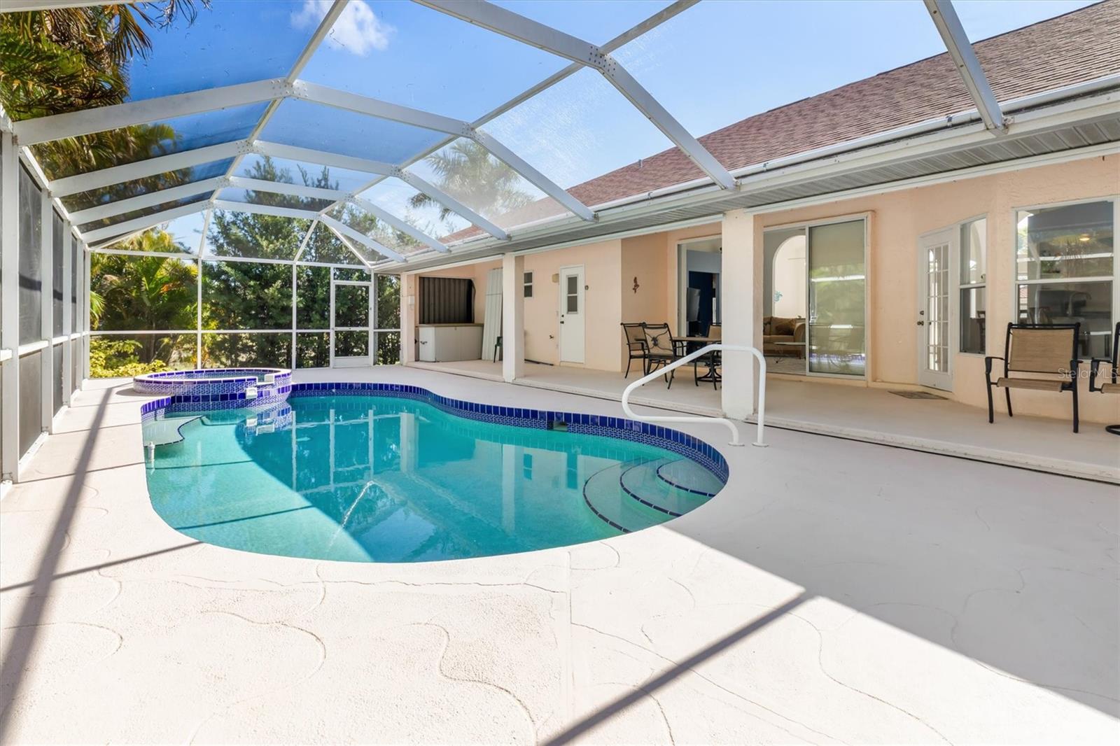 ROTONDA WEST LONG MEADOW - Residential