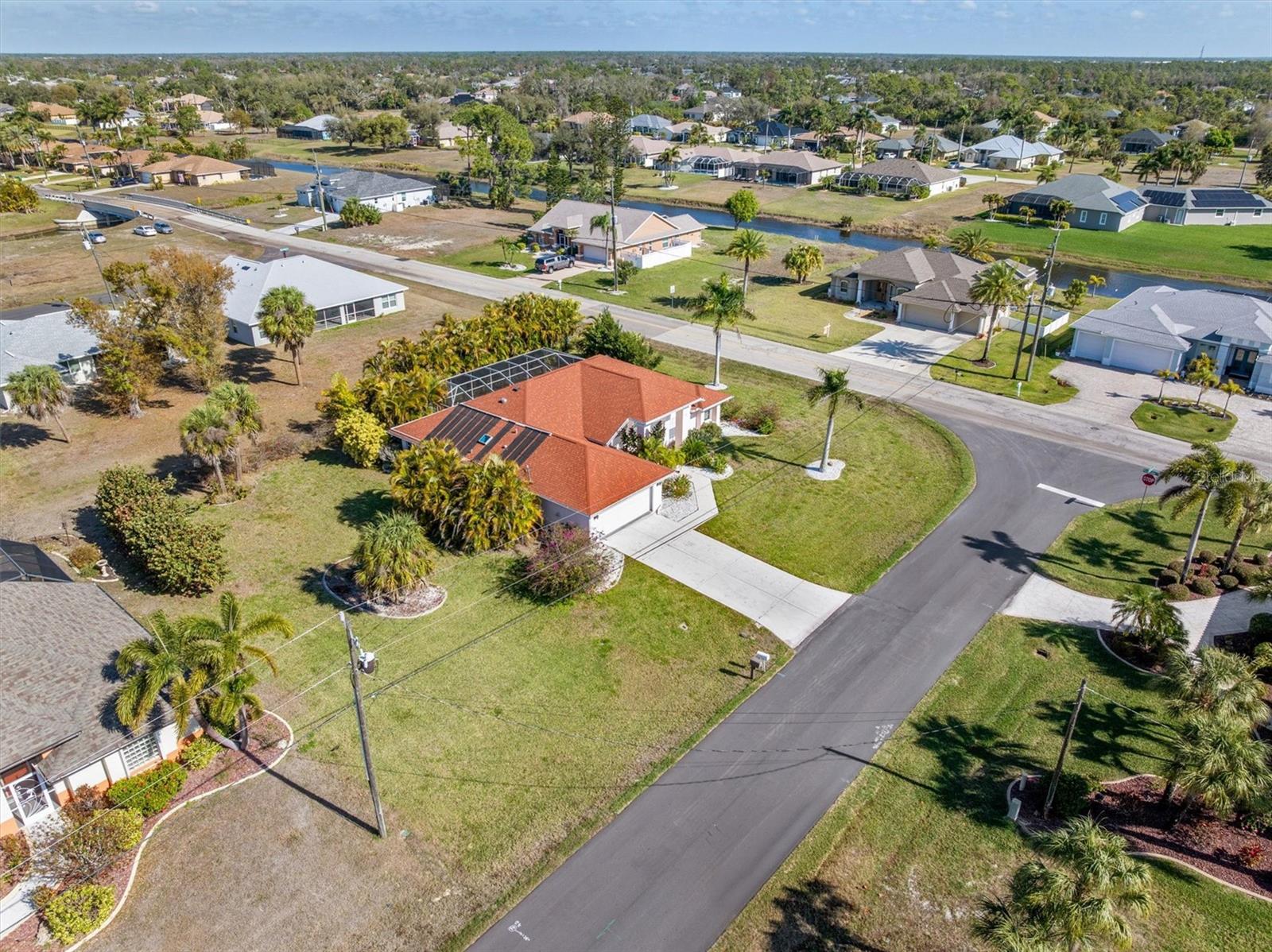 ROTONDA WEST LONG MEADOW - Residential