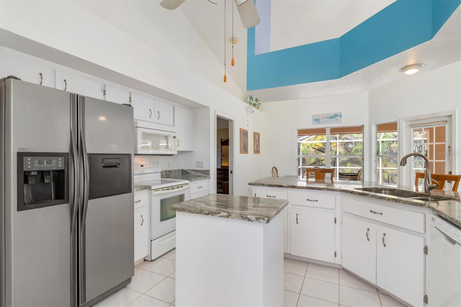 ROTONDA WEST LONG MEADOW - Residential