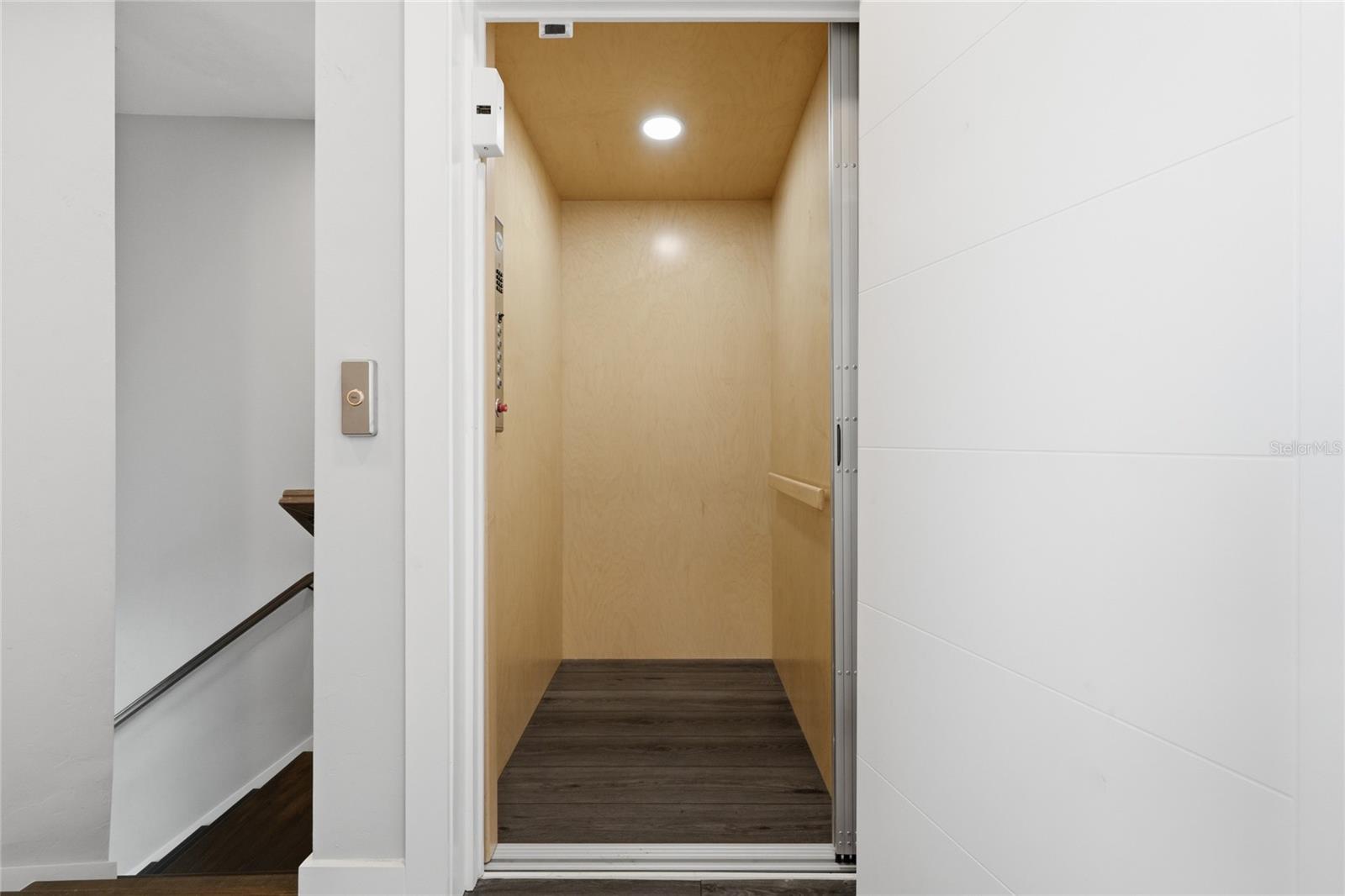 THE VUE AT CELEBRATION POINTE - Residential