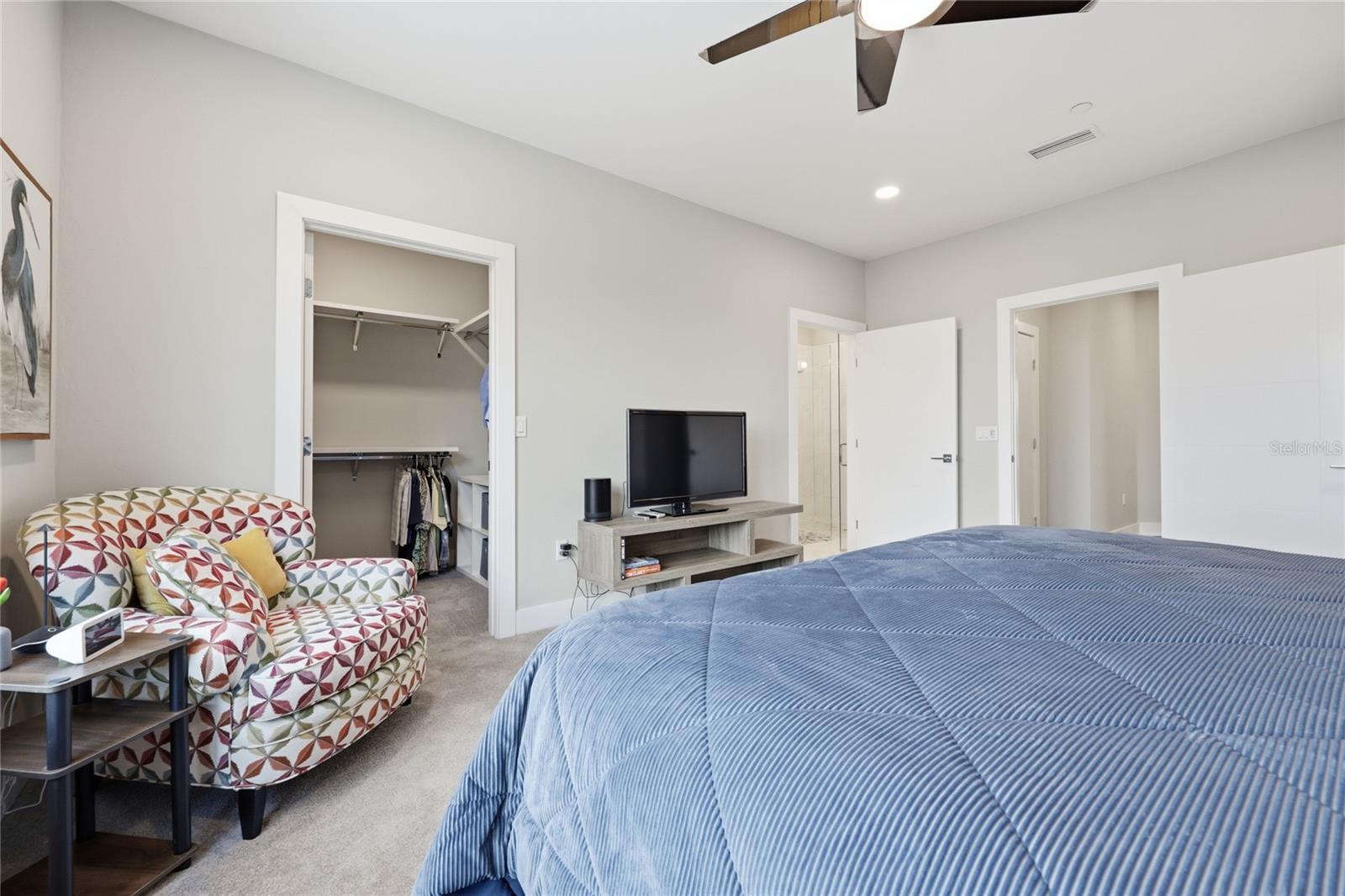 THE VUE AT CELEBRATION POINTE - Residential