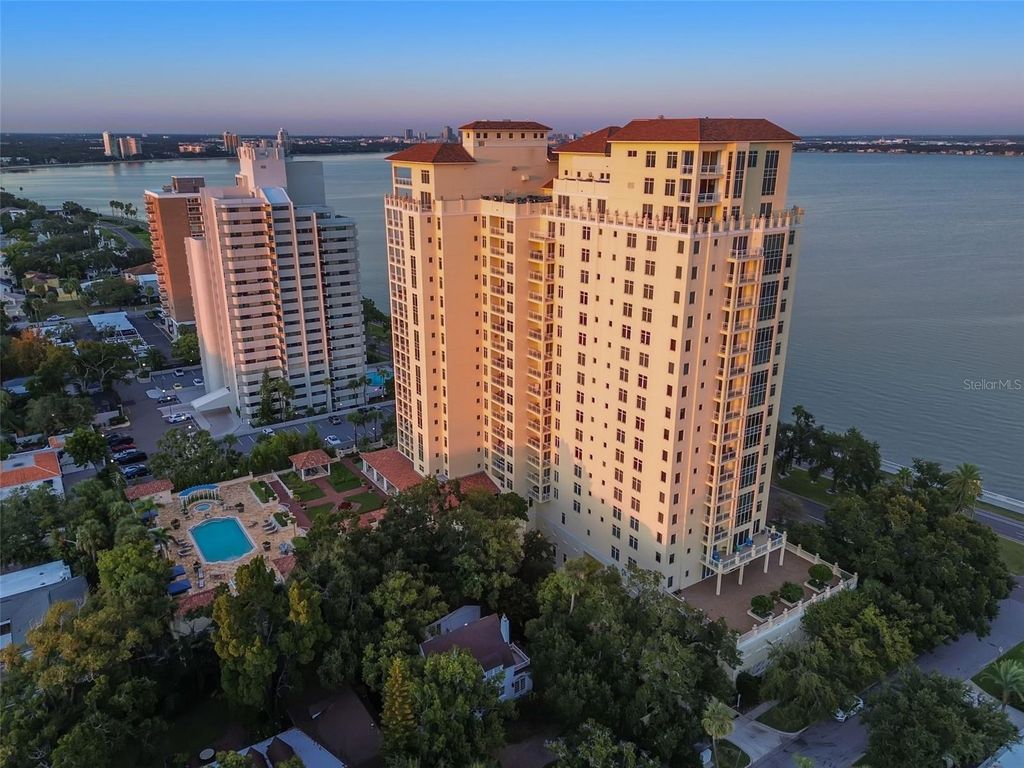 Photo of 4201 Bayshore Boulevard #1501, Tampa, FL 33611 (MLS # TB8438341)