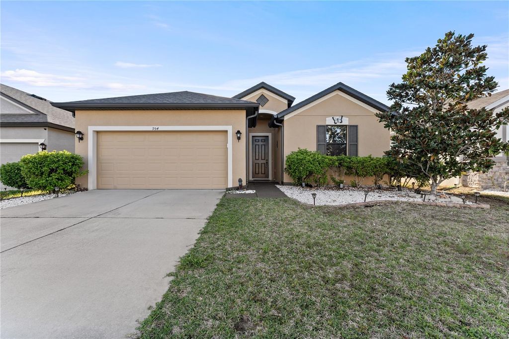 Photo of 954 Old Windsor Way, Spring Hill, FL 34609 (MLS # TB8490272)