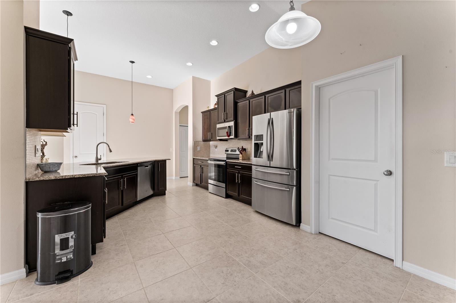 VILLAGES AT AVALON 3B-2 - Residential