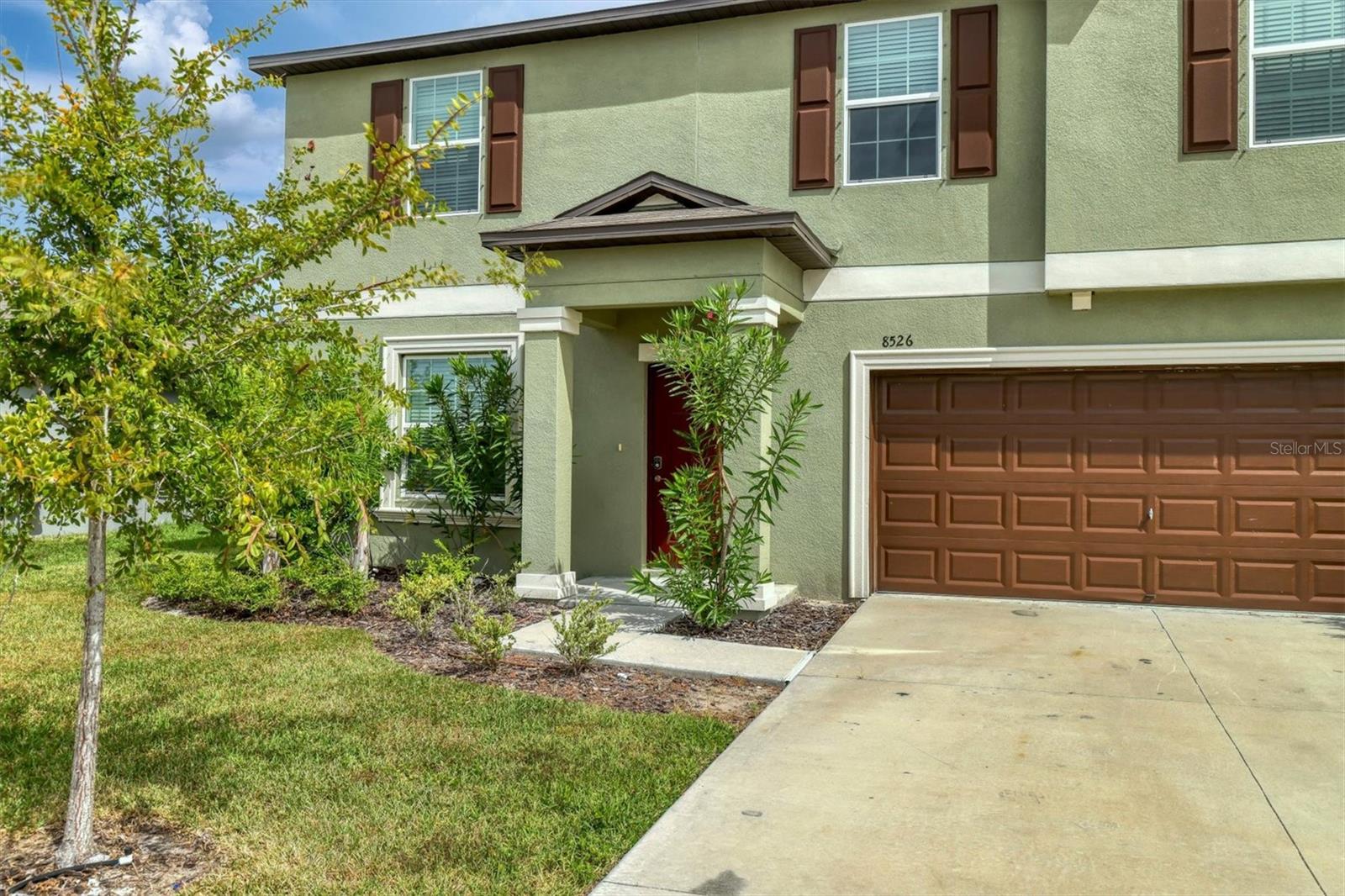 PRAVELA - Residential Lease