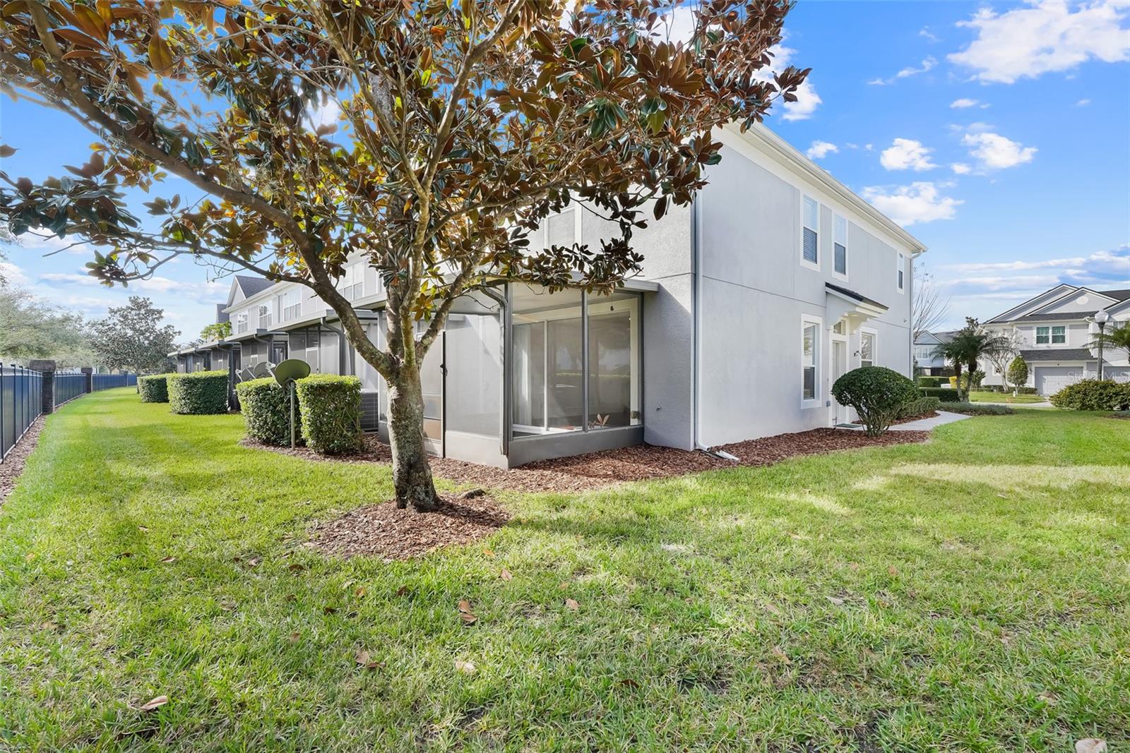 SPRING ISLE - Residential