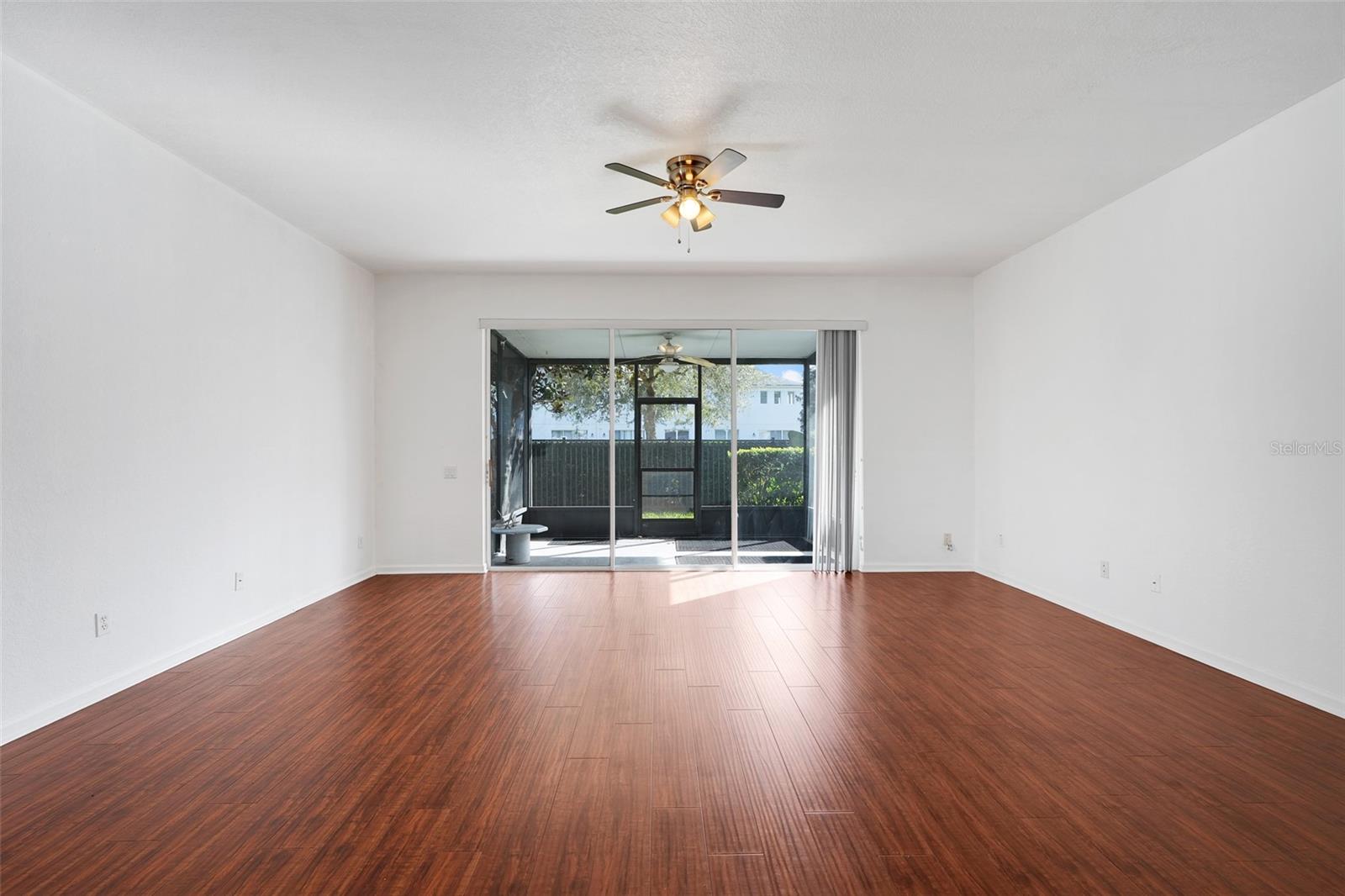 SPRING ISLE - Residential