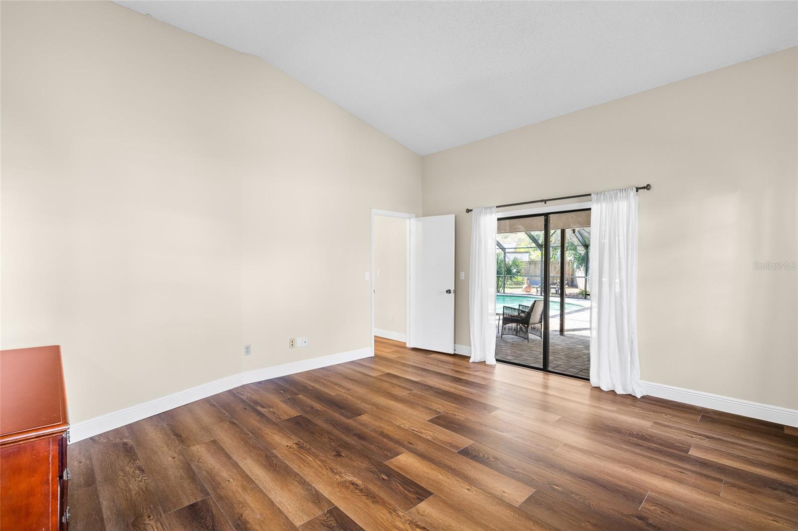 DOVE HOLLOW-UNIT II - Residential