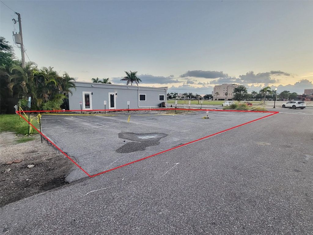 Photo of 119 Taylor Street, Punta Gorda, FL 33950 (MLS # C7513817)