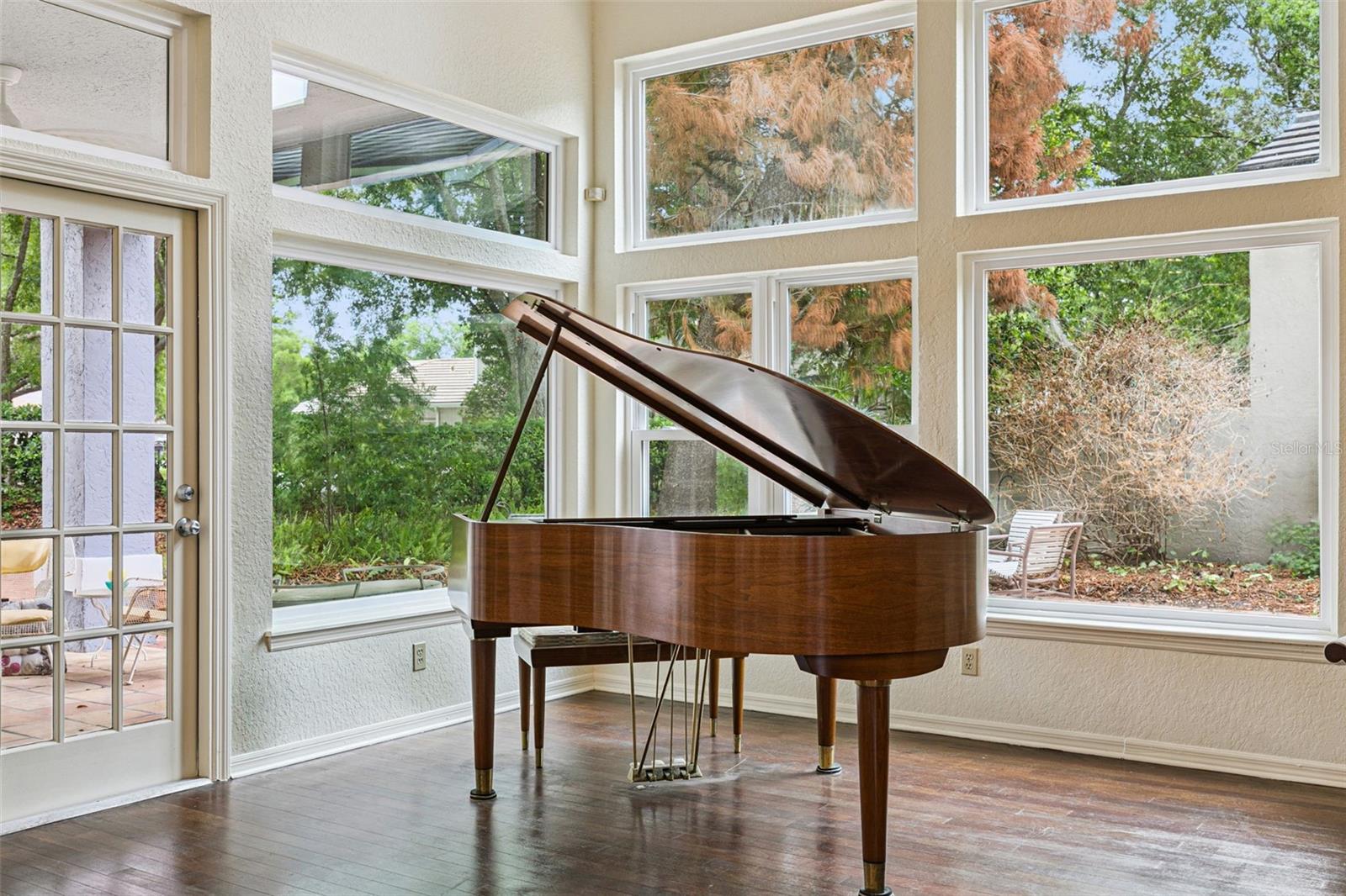 HEATHROW - Residential