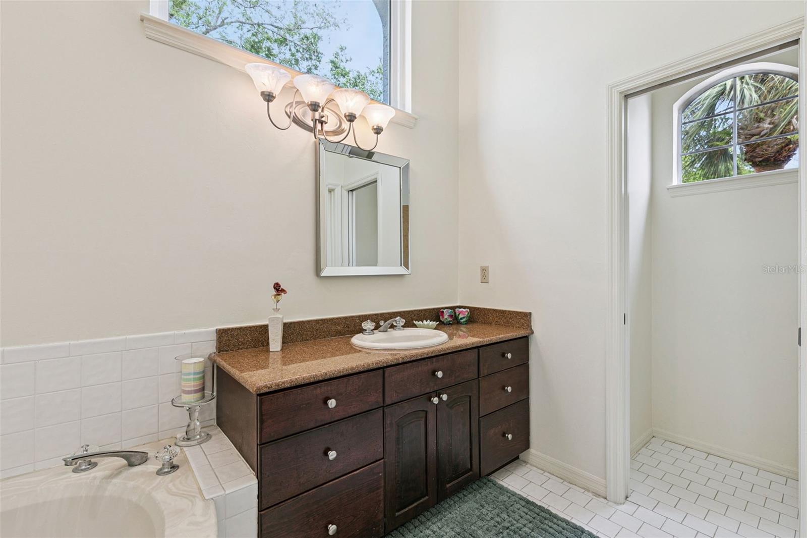 HEATHROW - Residential