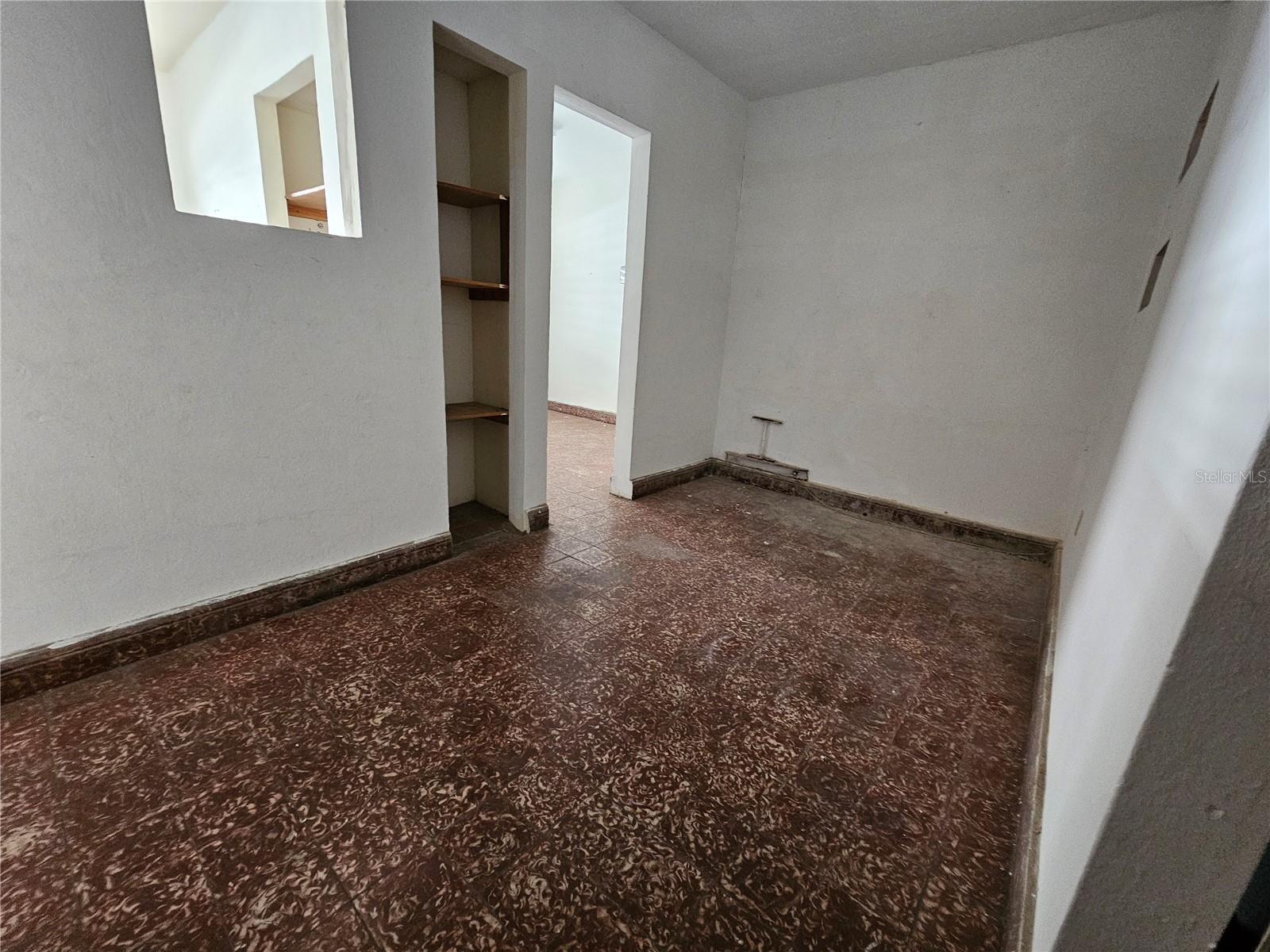 151 ROOSEVELT AVE - 160 O'NEIL ST. - Commercial Sale