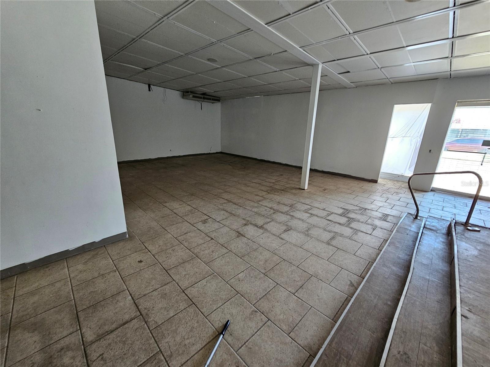 151 ROOSEVELT AVE - 160 O'NEIL ST. - Commercial Sale