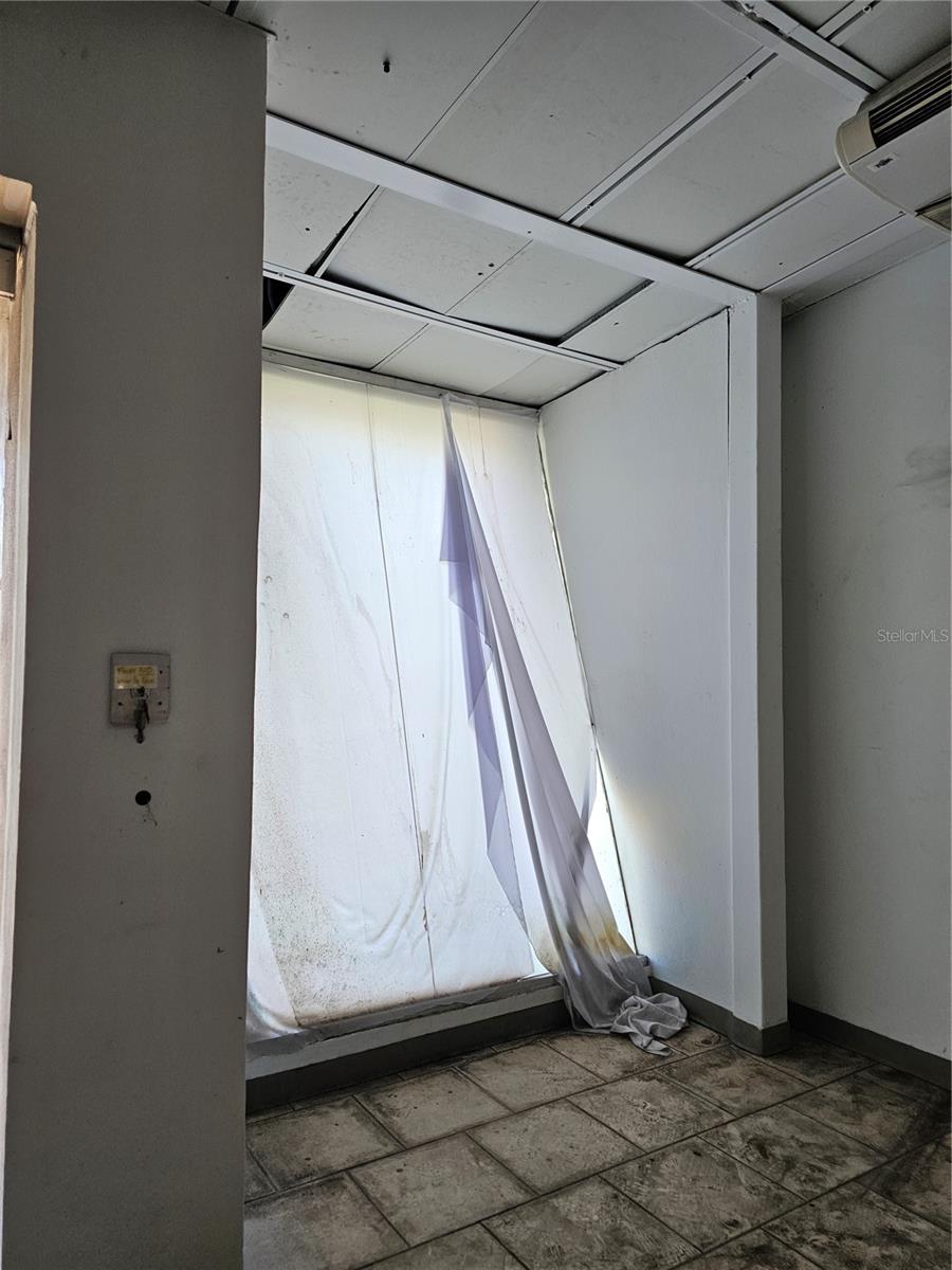 151 ROOSEVELT AVE - 160 O'NEIL ST. - Commercial Sale