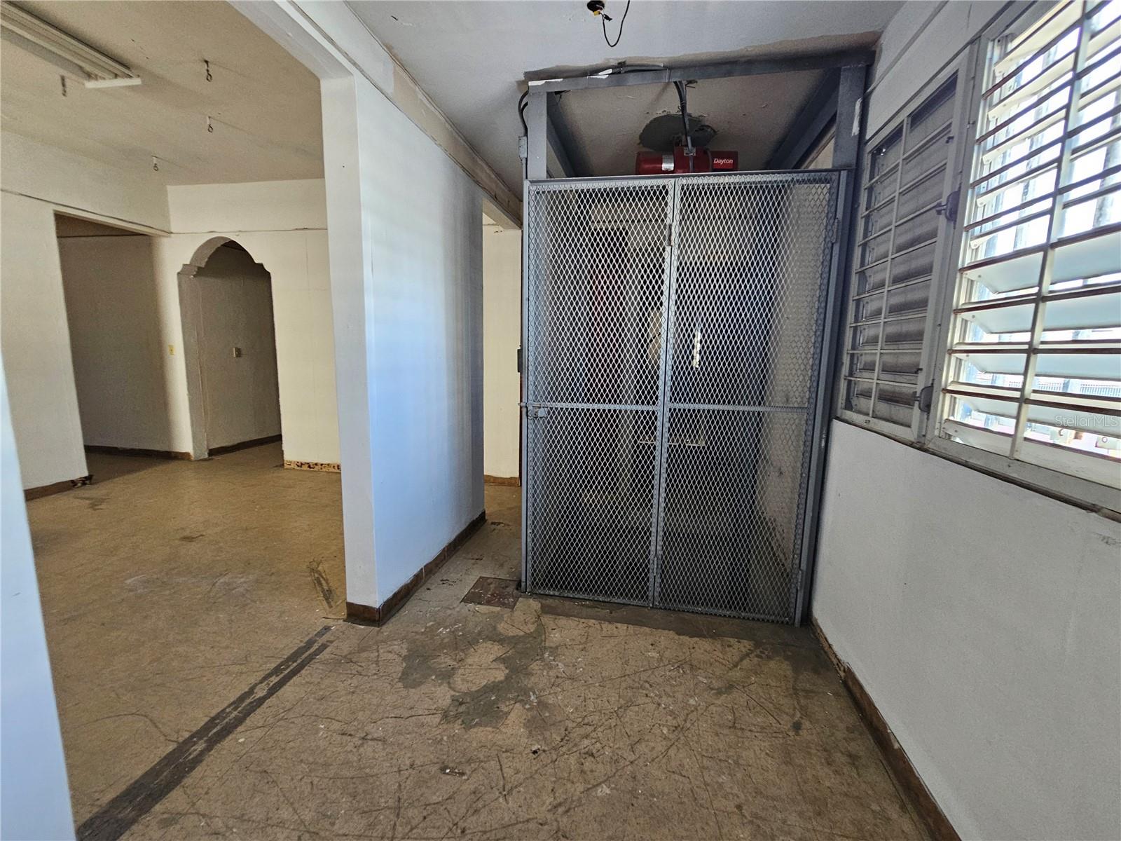 151 ROOSEVELT AVE - 160 O'NEIL ST. - Commercial Sale