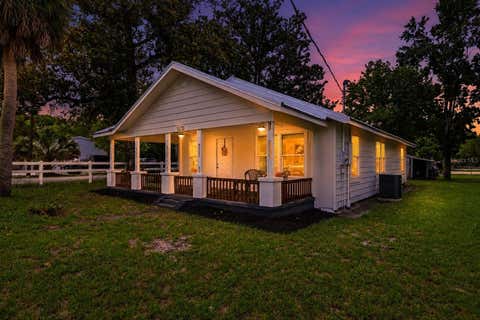 Photo of 5570 Navarre Avenue, Hampton, FL 32044 (MLS # GC541248)