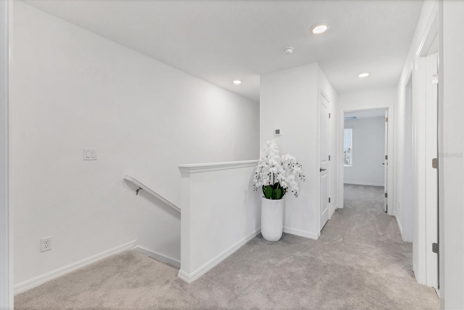 TOWNHOMES/AZARIO - Residential Lease