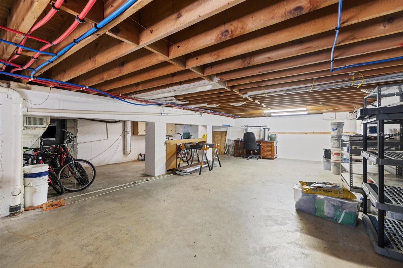 ACREAGE & UNREC - Residential