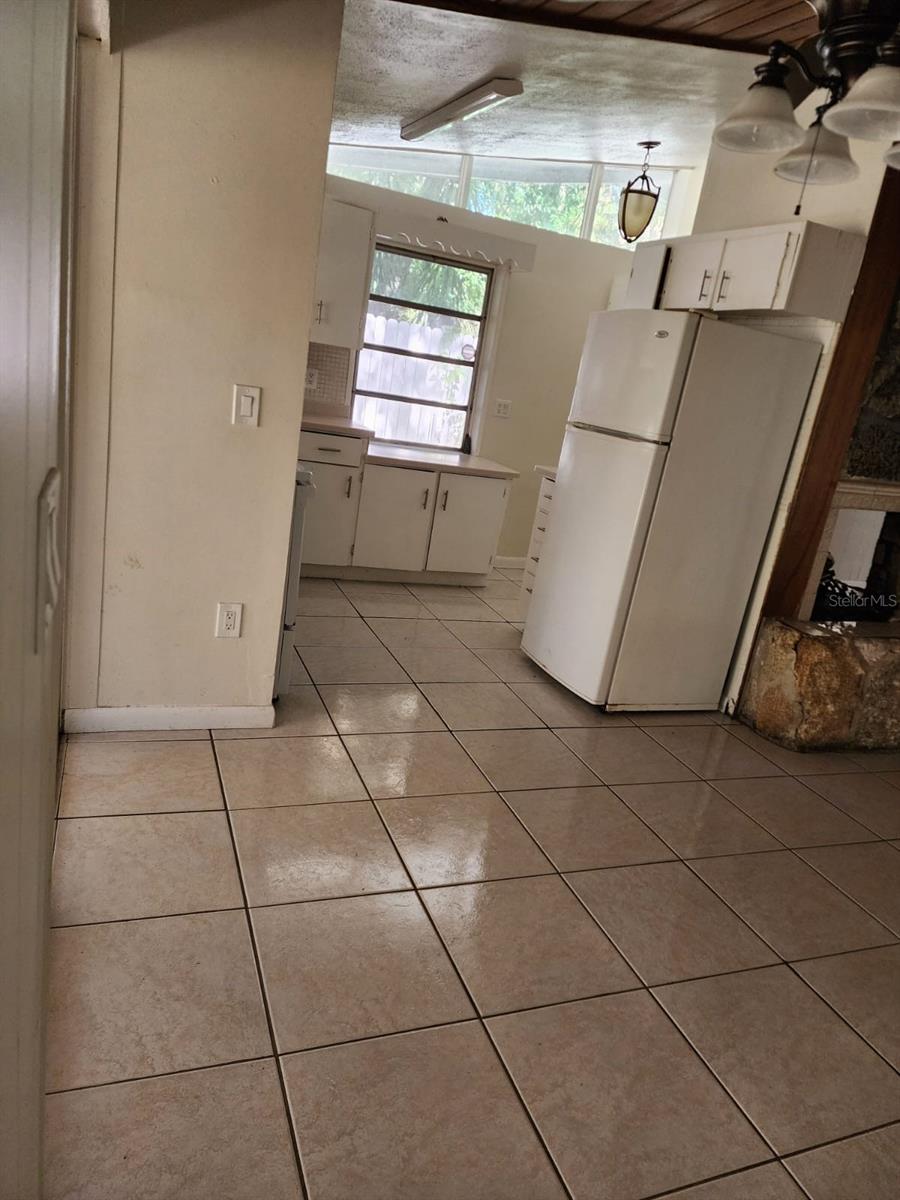 JOSE PARK SUB - Residential Lease