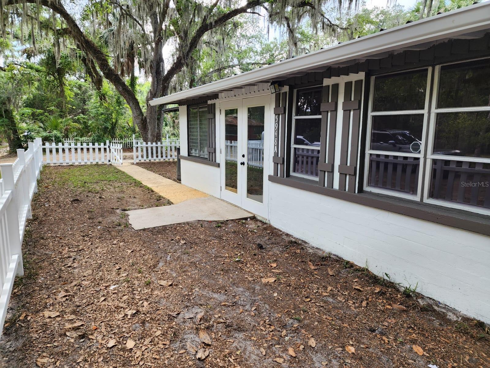 JOSE PARK SUB - Residential Lease