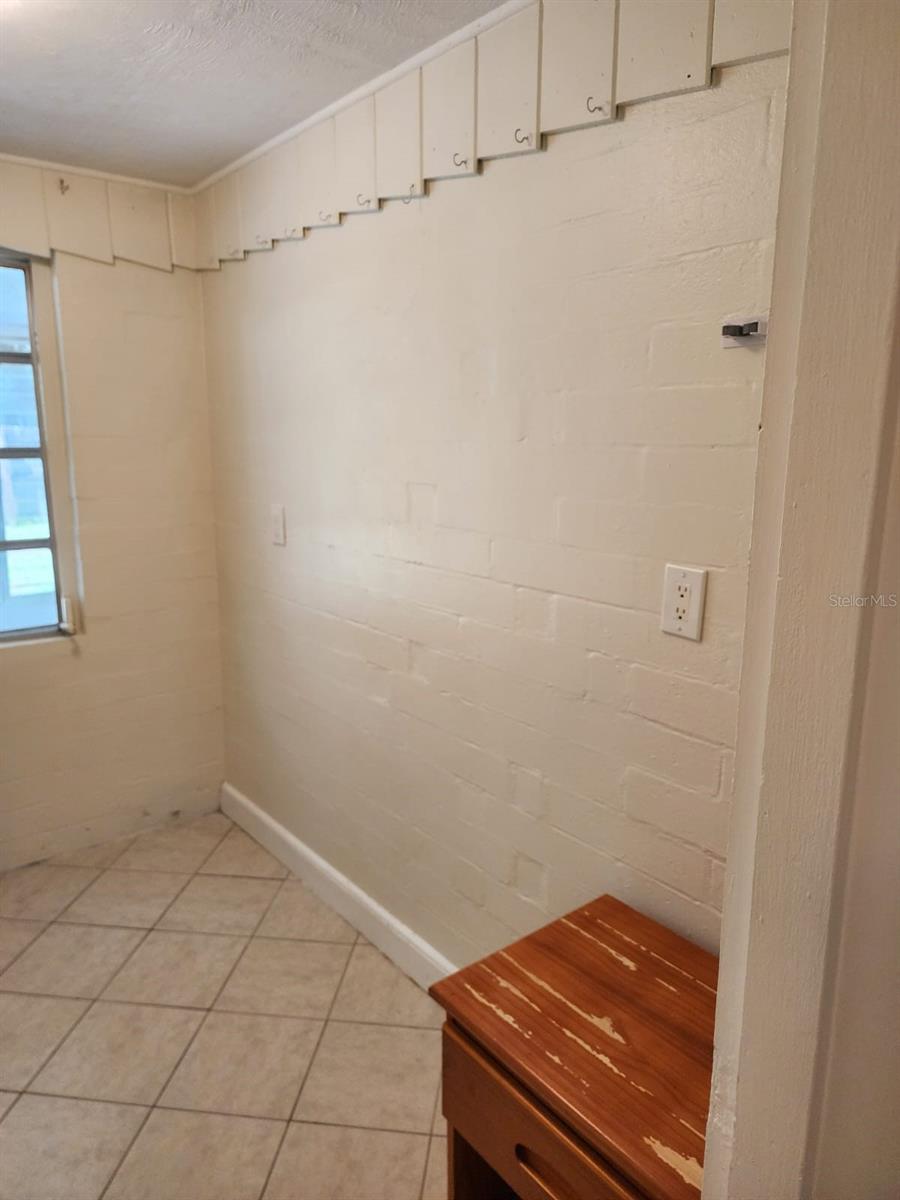 JOSE PARK SUB - Residential Lease