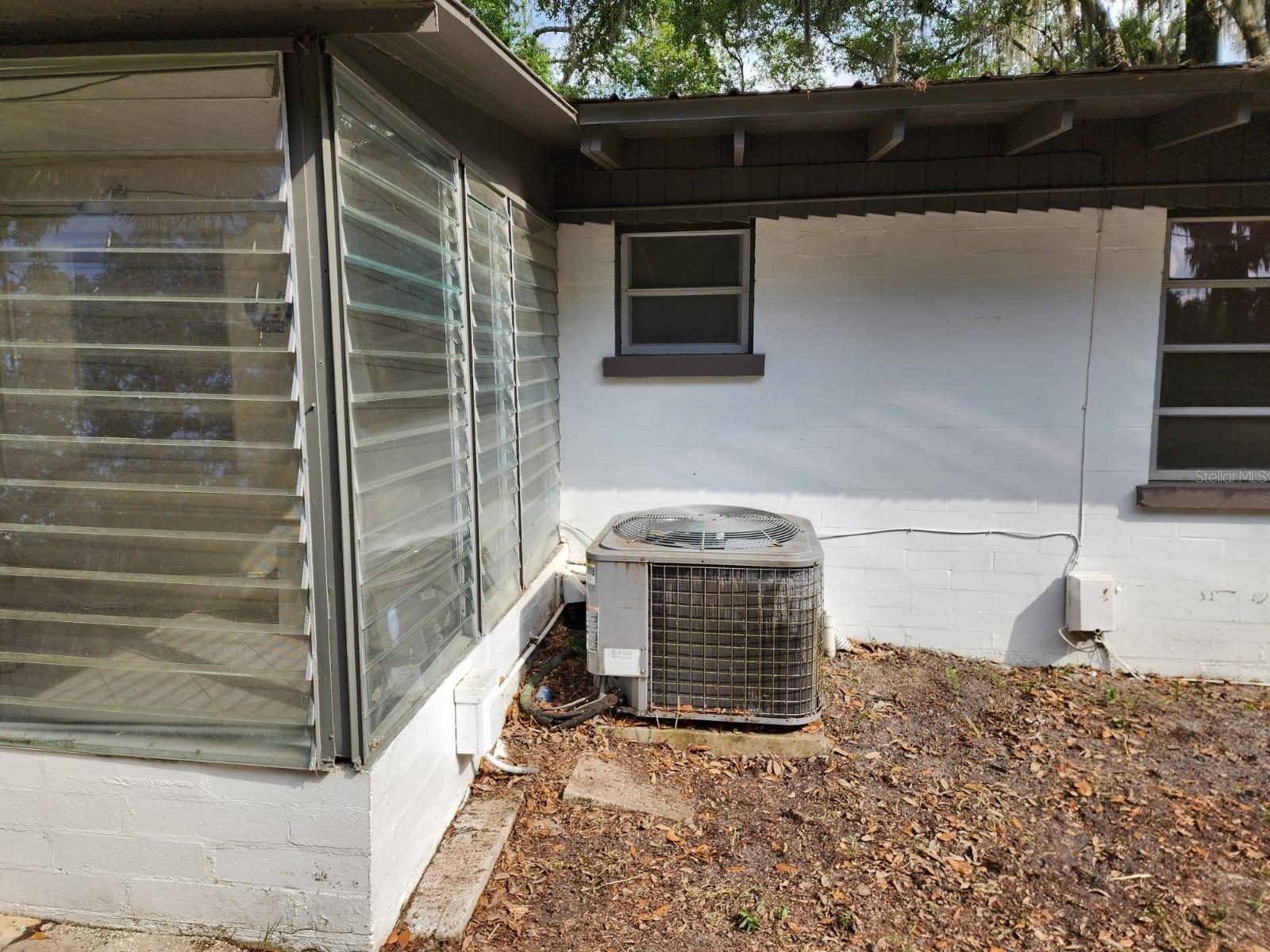 JOSE PARK SUB - Residential Lease